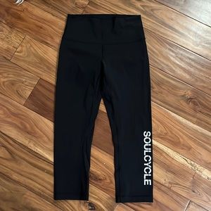 Lulu Lemon - Wunder unders size 6 - worn once